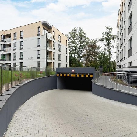 W Parku Lotnikow Apartments Tauron Arena By Noclegi Renters クラクフ エクステリア 写真
