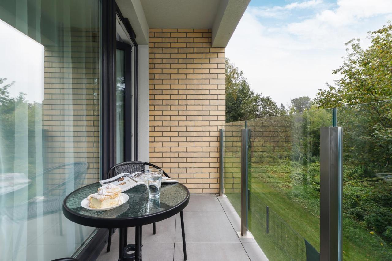 W Parku Lotnikow Apartments Tauron Arena By Noclegi Renters クラクフ エクステリア 写真