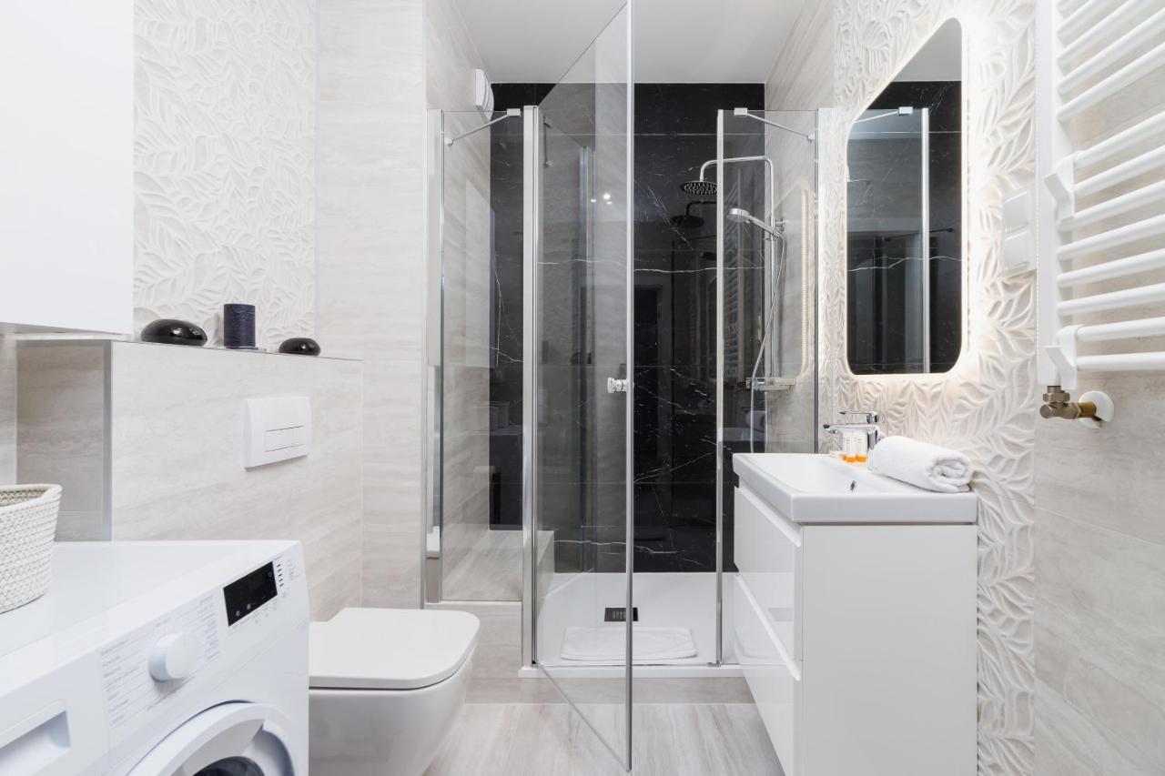 W Parku Lotnikow Apartments Tauron Arena By Noclegi Renters クラクフ エクステリア 写真